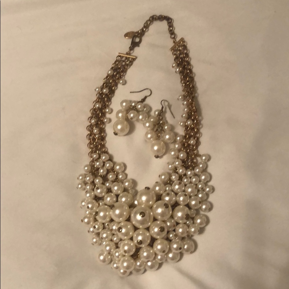 Necklace and earrings